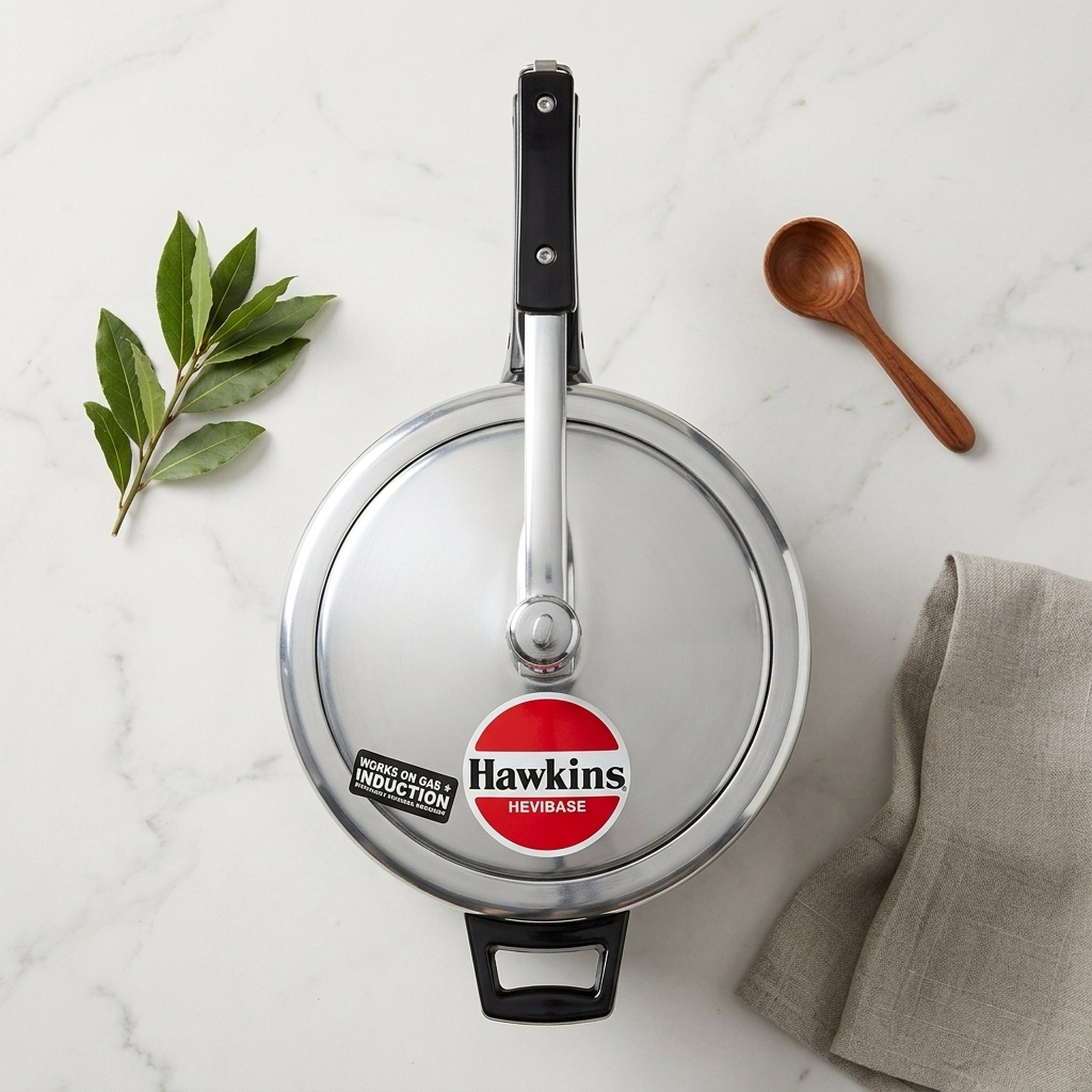 Hawkins Silver Induction Base Pressure Cooker 5