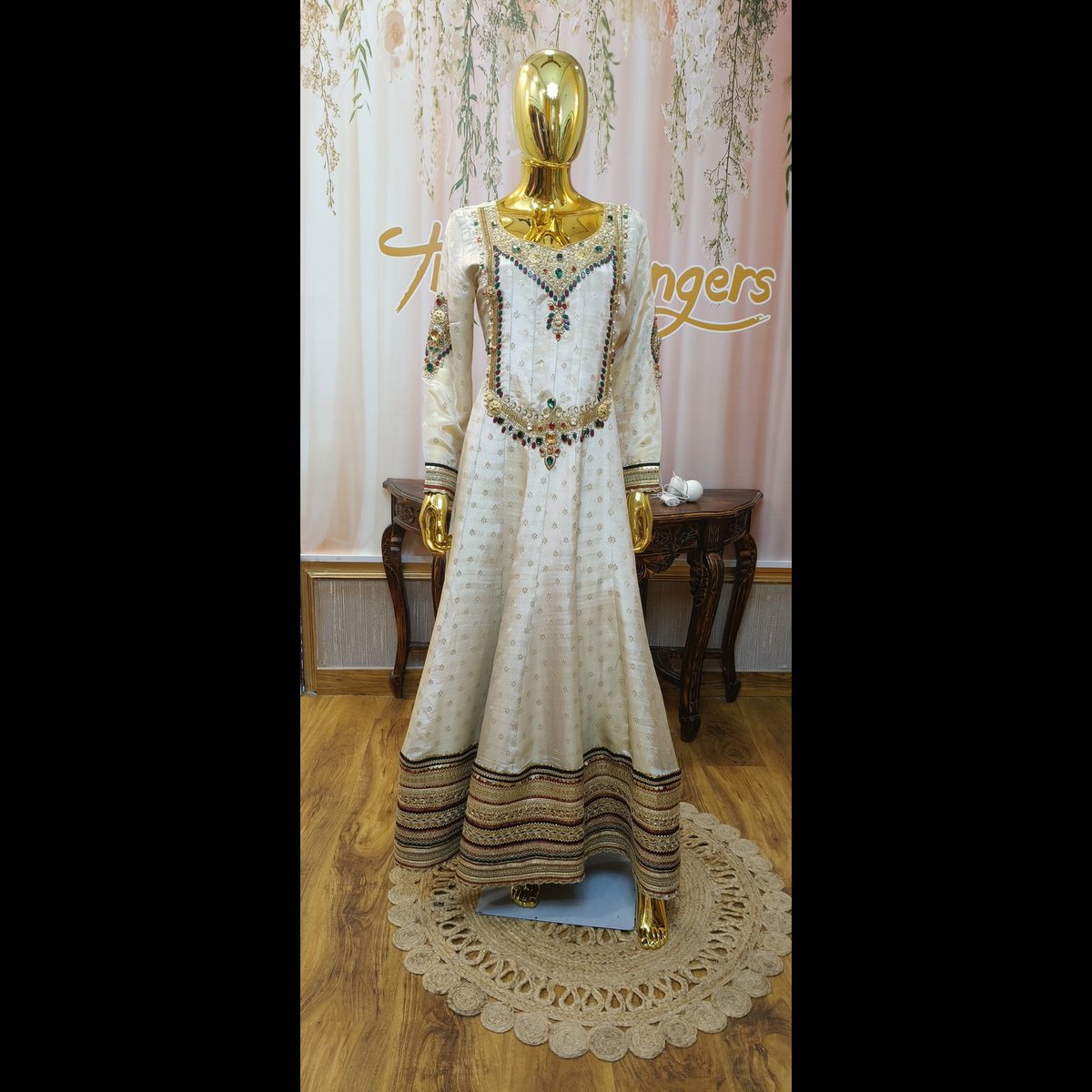 Trendy hangers Cream Embroidered Ethnic Gown