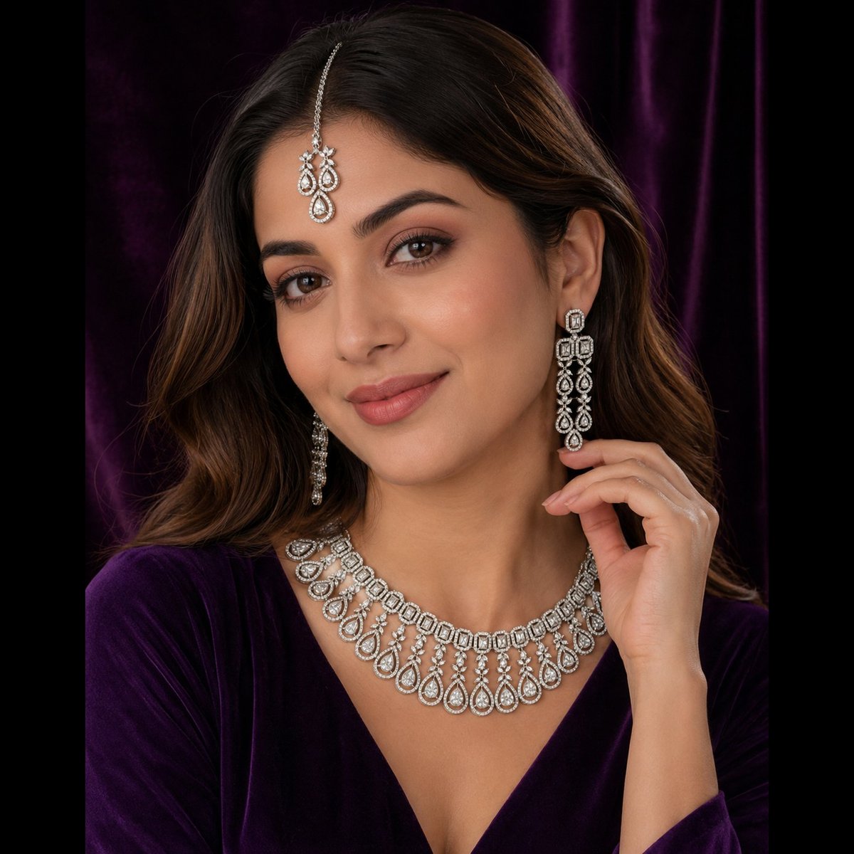 Crescent bling White Stone Studded Bridal Jewelry Set 2