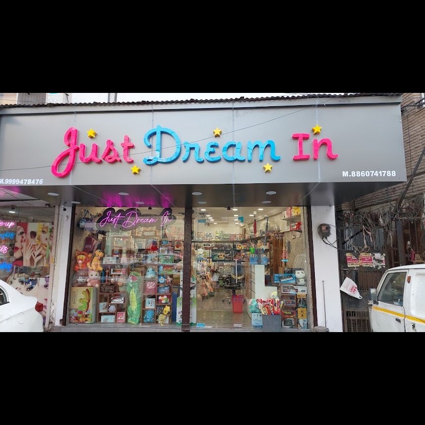 JustDreamIn 